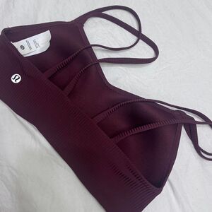LULULEMON Ribbed Sz 4 Maroon Women's Burgundy Activewear Athletic Sports Bra